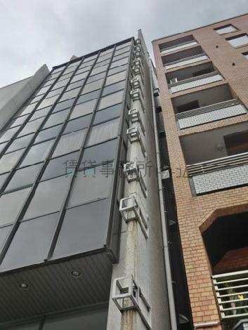 袖看板設備があります