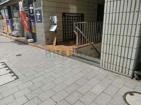 正面玄関