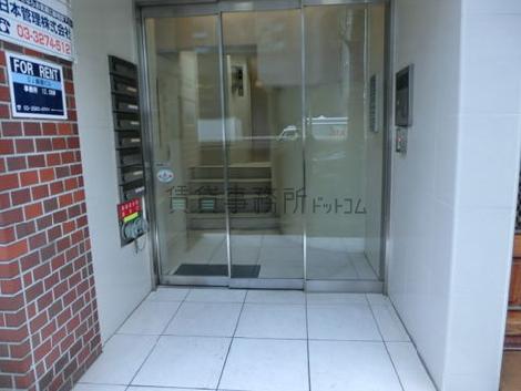 正面玄関