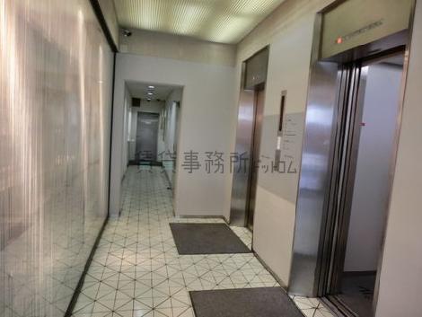 エレベーター前です