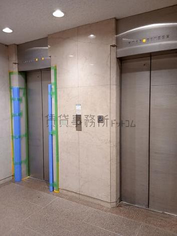 エレベーター2基