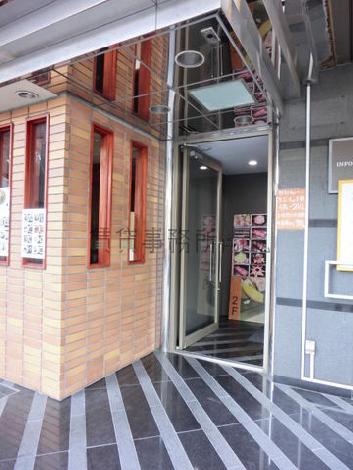 正面玄関