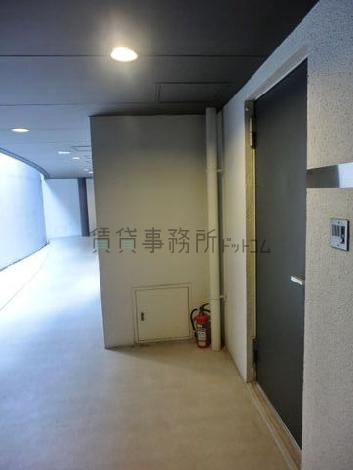 物件の玄関です