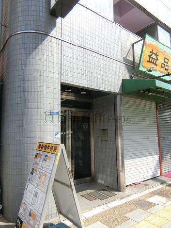 正面玄関