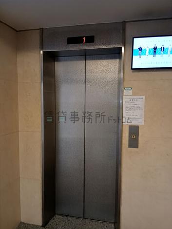 エレベーター