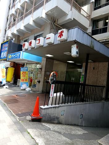 正面玄関