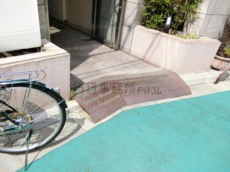 正面玄関
