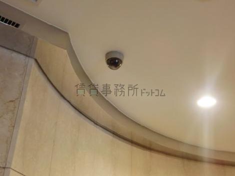 防犯カメラを設置