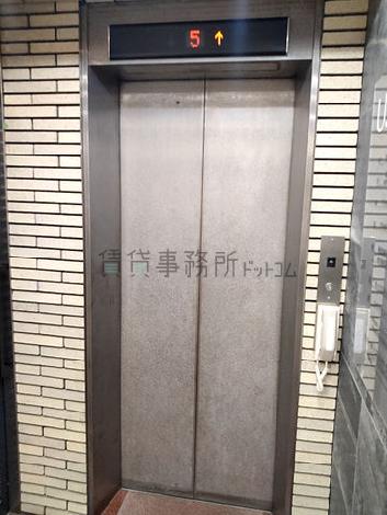 エレベーター