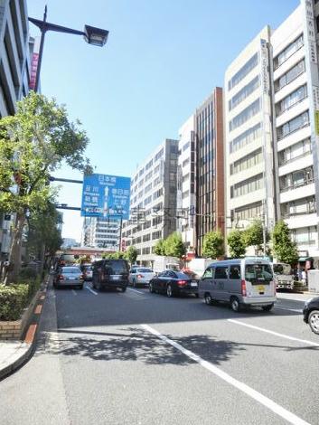 新日本橋駅方面