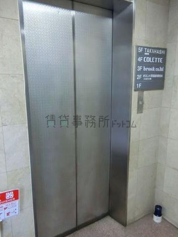 エレベーター