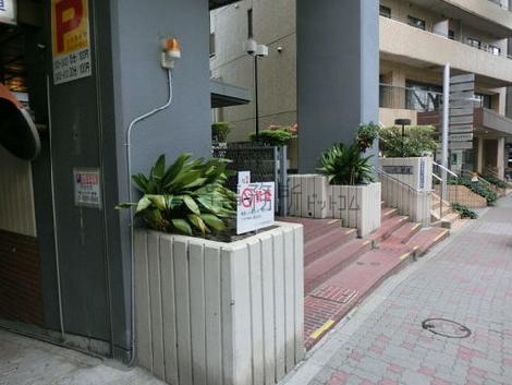 正面玄関