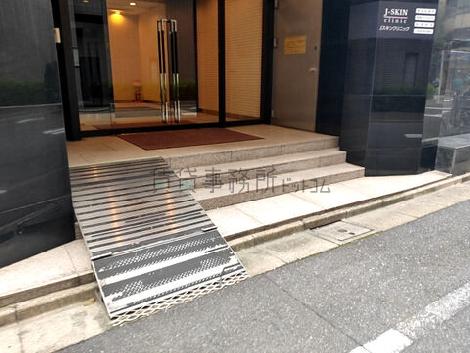 正面玄関