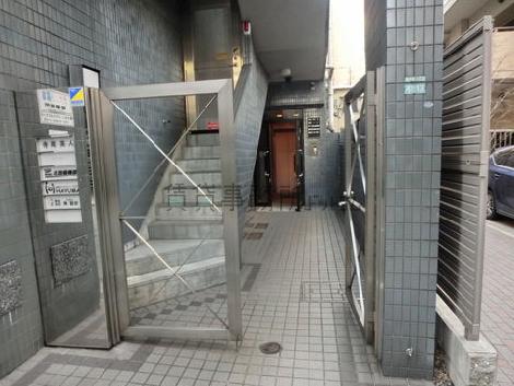 正面玄関