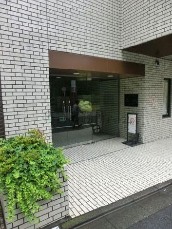 正面玄関