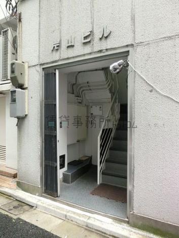 正面玄関