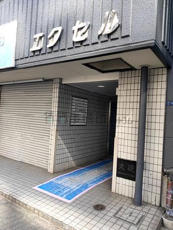 正面玄関