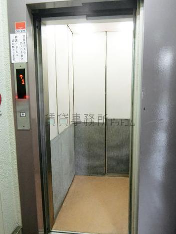 エレベーター