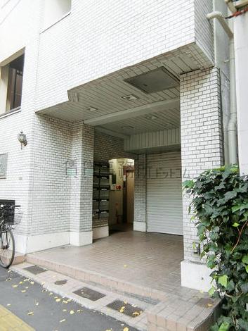 正面玄関