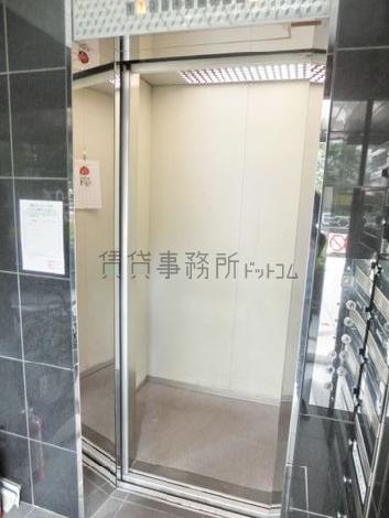 6人乗りエレベーター