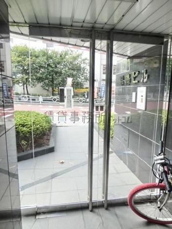 見通しの良いガラス扉