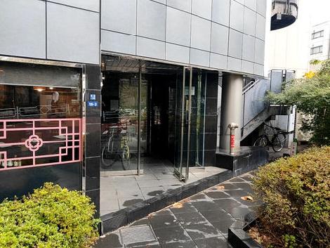 正面玄関