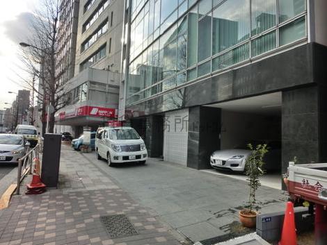 物件前歩道です