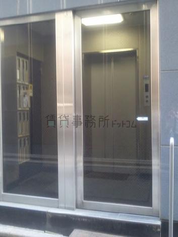 自動ドアタイプです