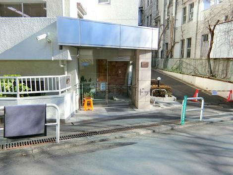 正面玄関