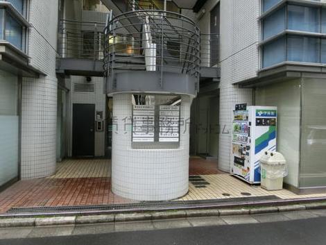 正面玄関