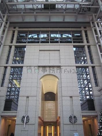 正面玄関