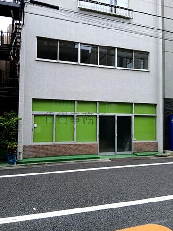 正面玄関