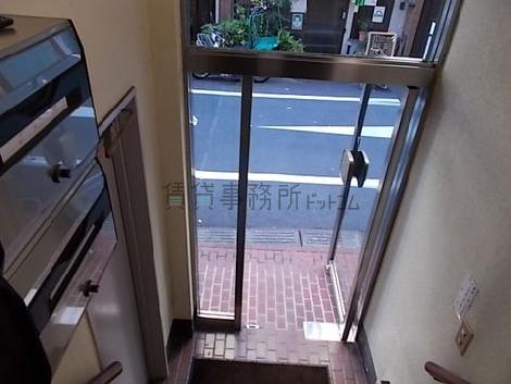 正面玄関