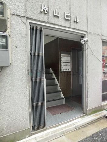 正面玄関