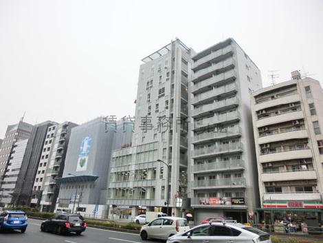 桜田通りに面した物件です