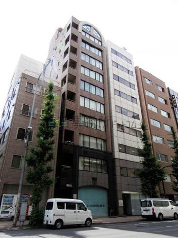 岩本町ツインサカエビルの外観写真