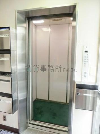 エレベーター