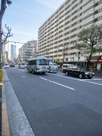 六本木駅方面