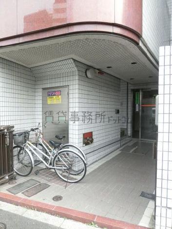 正面玄関