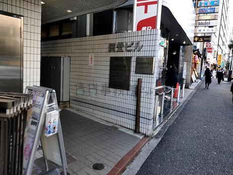 正面玄関