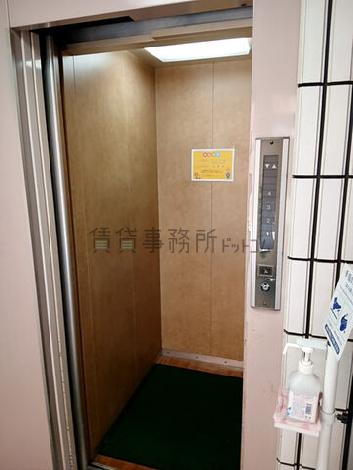 エレベーター