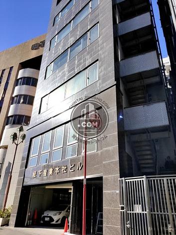 松下産業本社ビルの外観写真