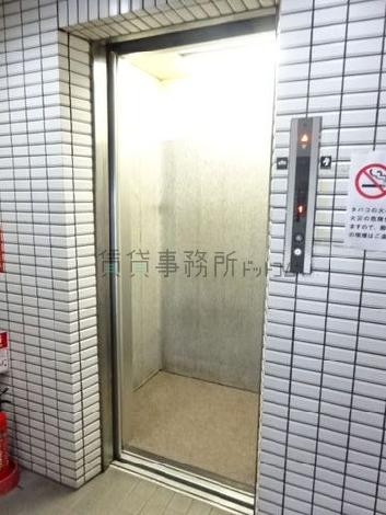 エレベーター
