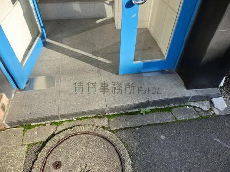 正面玄関
