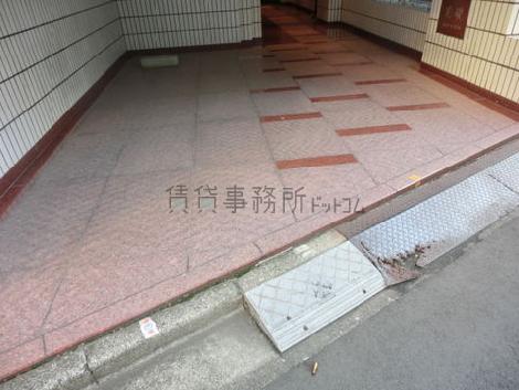 スロープ付きです