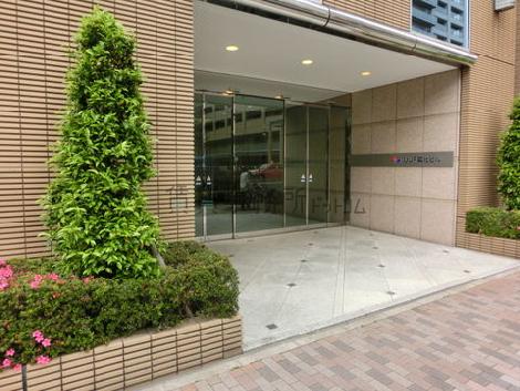 正面入口付近です