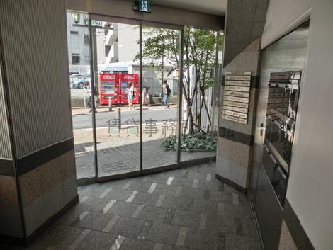 清潔感のあるエントランス