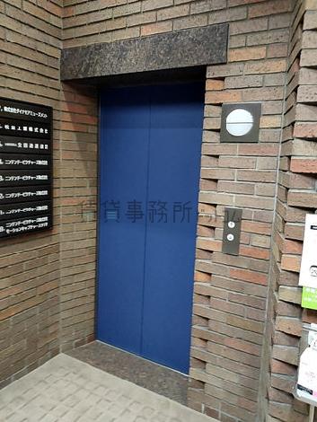 エレベーター
