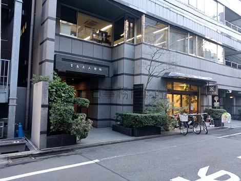 正面玄関