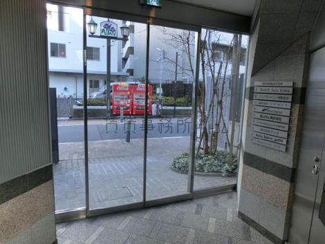 正面玄関